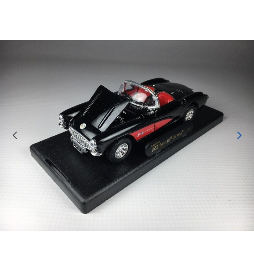Sunnyside Collection 1957 Chevrolet Corvette 1:34 Die Cast